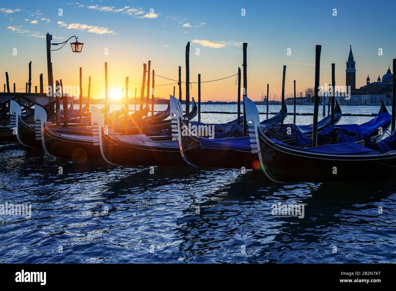 Venice boat view hi-res stock photography and images - Alamy