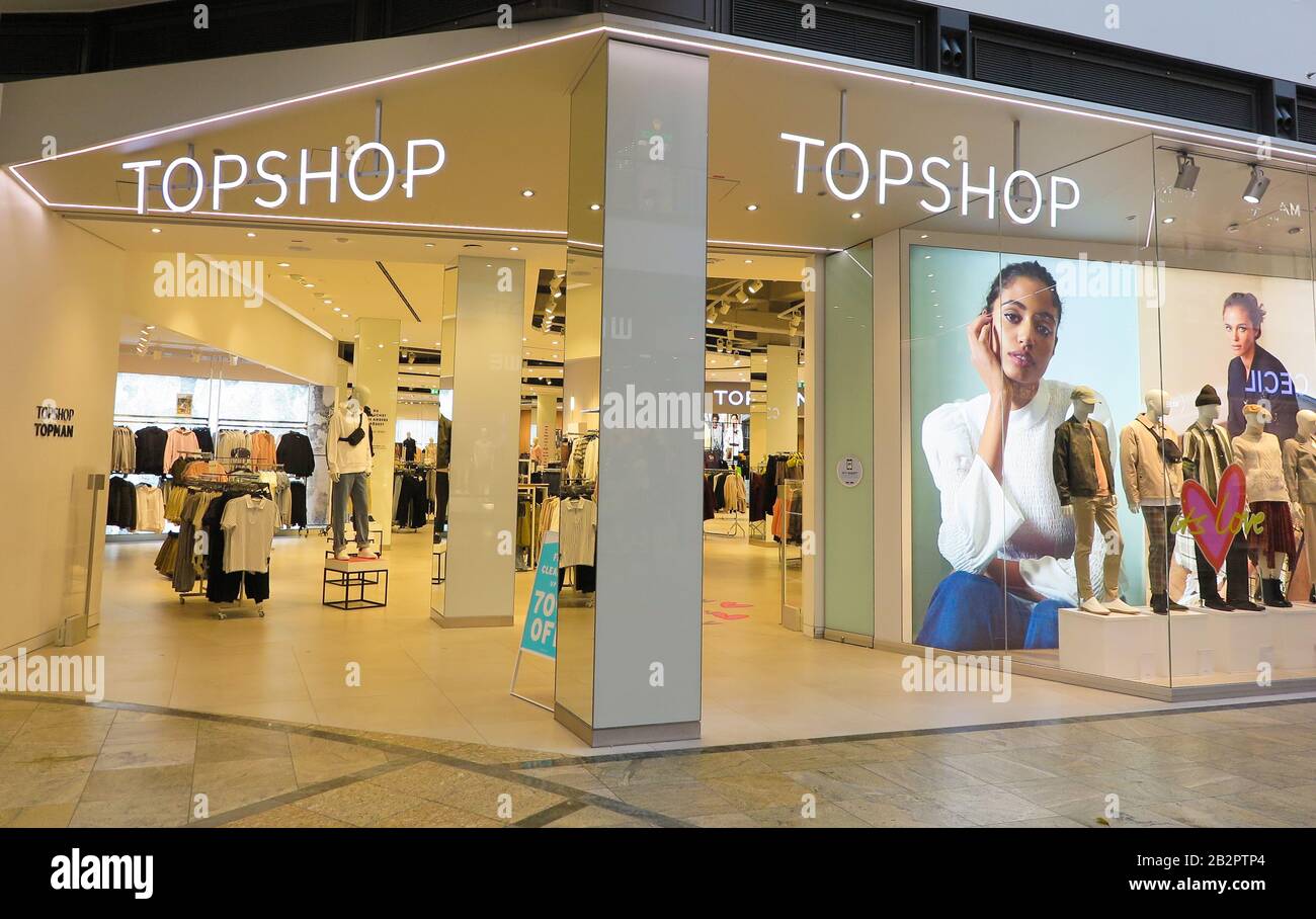Oberhausen, Germany - February 11. 2020: View on entrance of Topshop  fashion chain store Stock Photo - Alamy