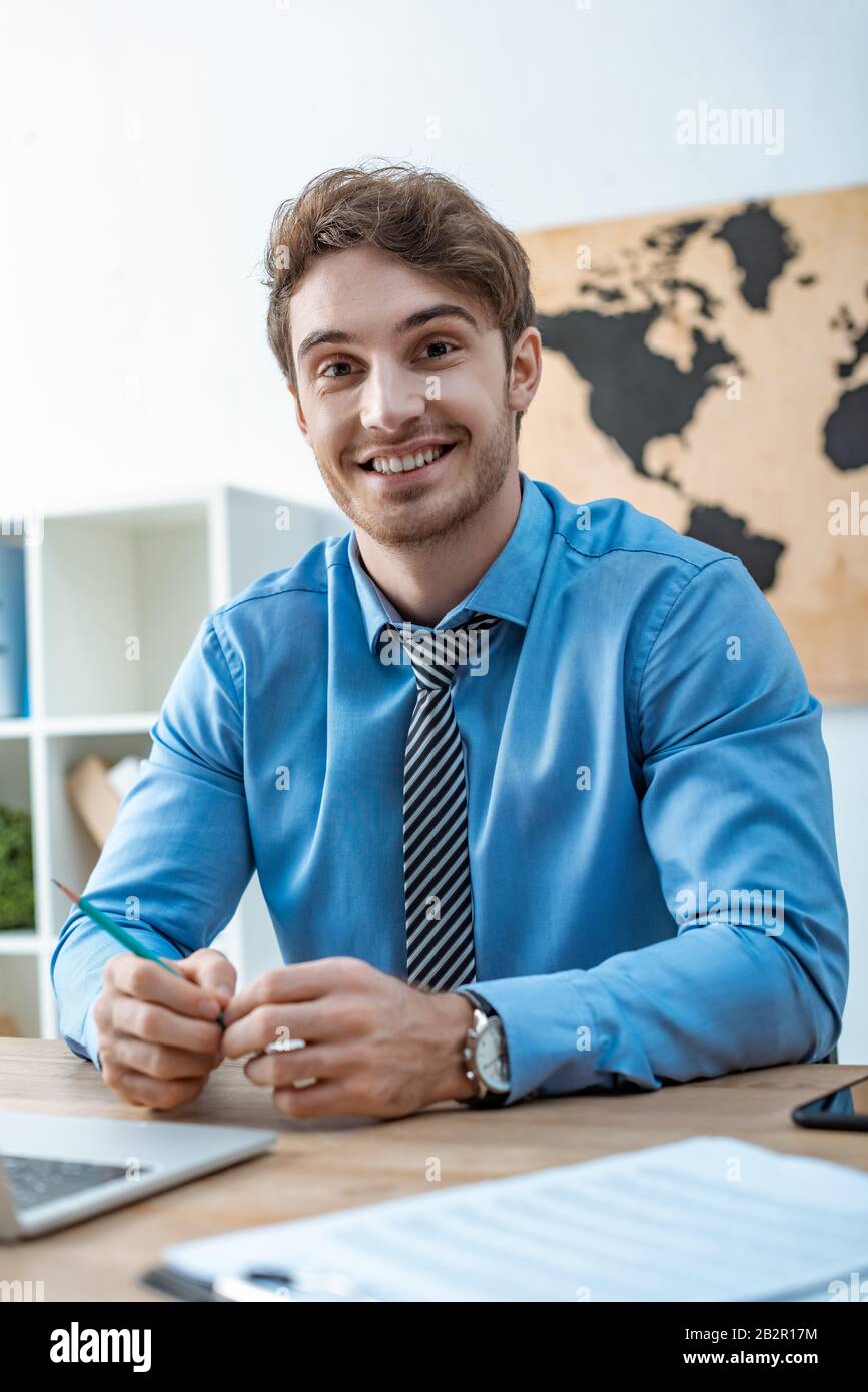 Manager travel agency hi-res stock photography and images - Alamy