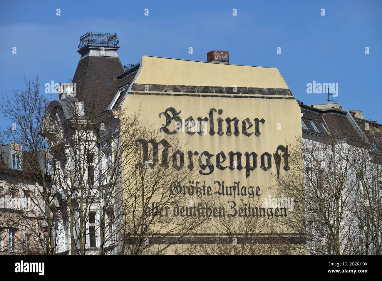 Werbung, Berliner Morgenpost, Wielandstrasse, Schoeneberg, Berlin, Deutschland Stock Photo