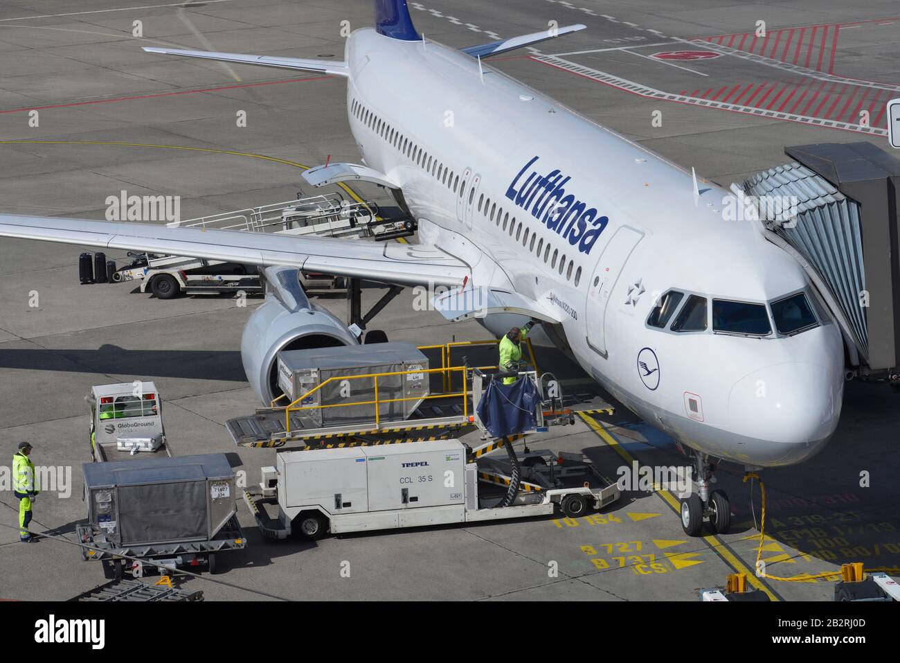 Lufthansa, Flugzeug, Vorfeld, Flughafen Tegel, Reinickendorf, Berlin, Deutschland Stock Photo