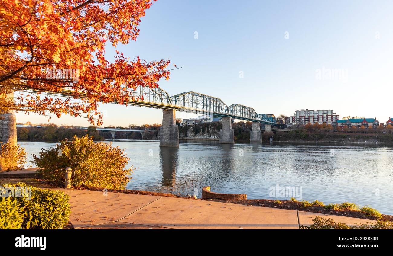 Chattanooga, TN, USA / November 24, 2019: Walnut Street Pedestrian Bridge crossing the Tennessee River in Chattanooga, TN Stock Photo
