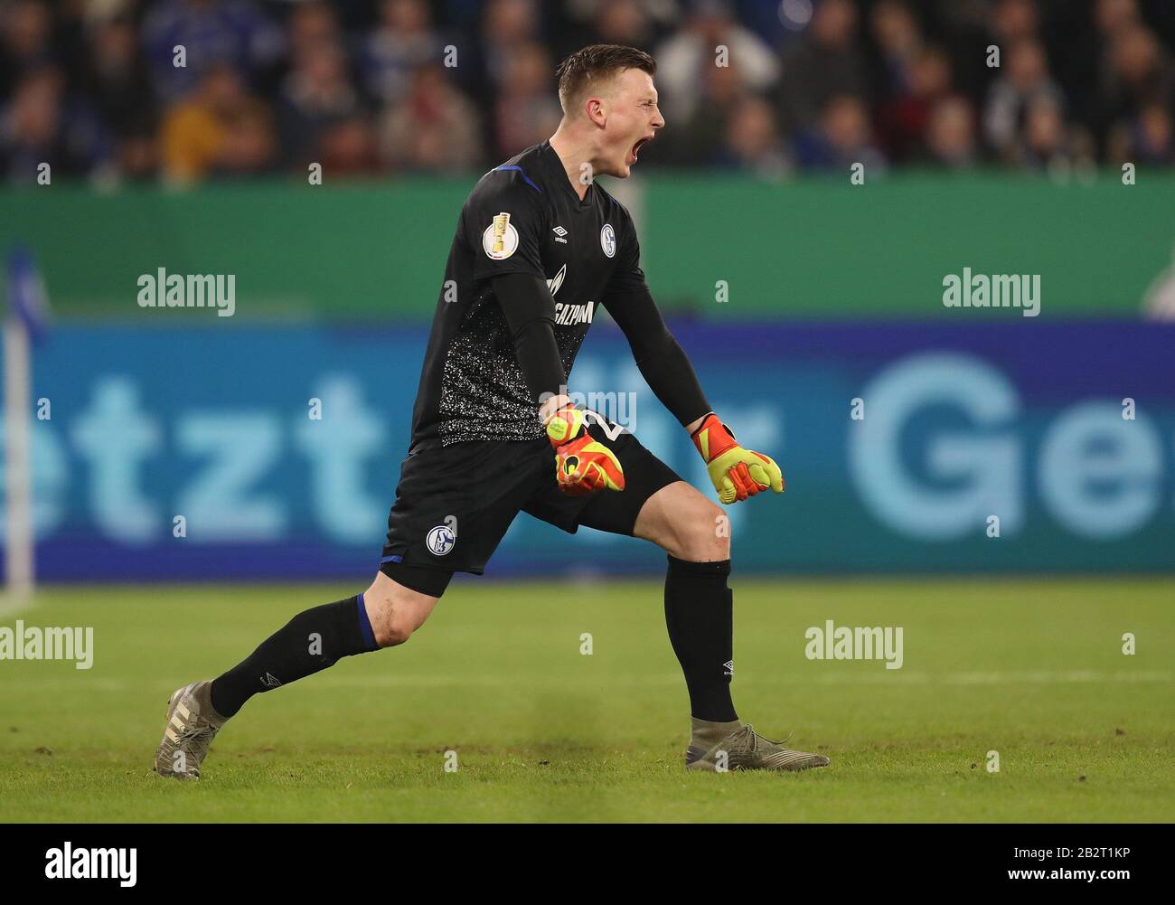 Fc schalke 04 fc bayern munich hi-res stock photography and images - Alamy