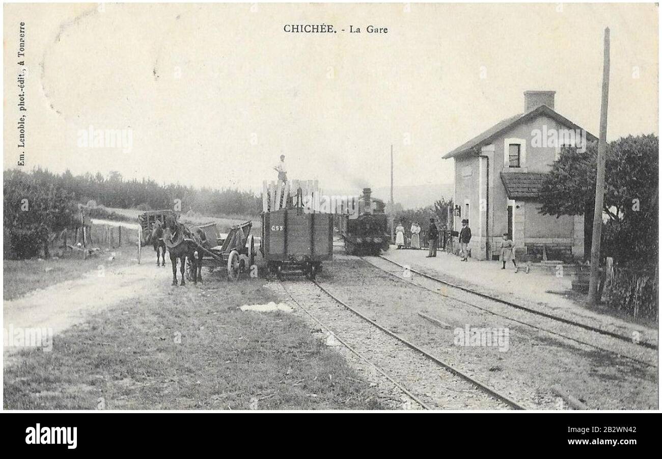 Gare de Chichée Stock Photo Alamy