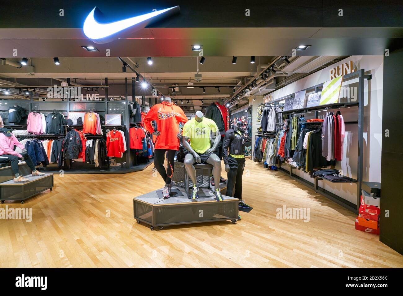 Page 3 - Nike Sign High Resolution Stock Photography and Images - Alamy