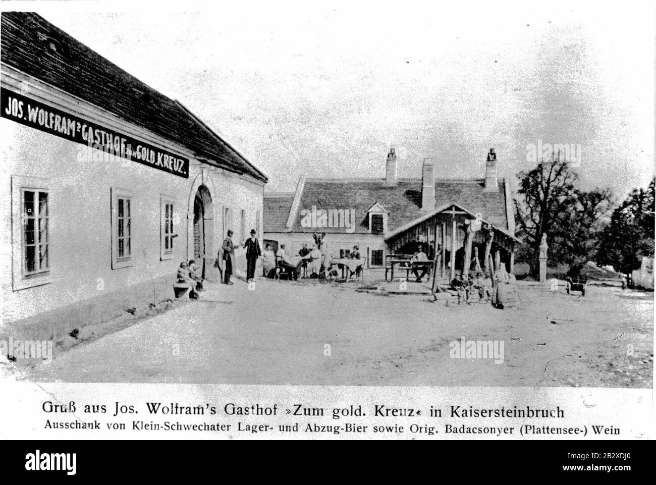 Gasthof zum Goldenen Kreuz, Kaisersteinbruch, 1900. Stock Photo