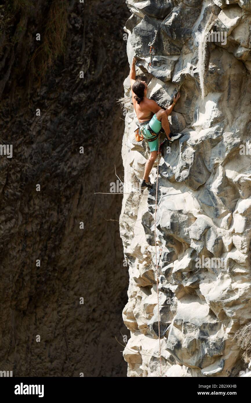 Champion of rock climbing hires stock photography and images Alamy