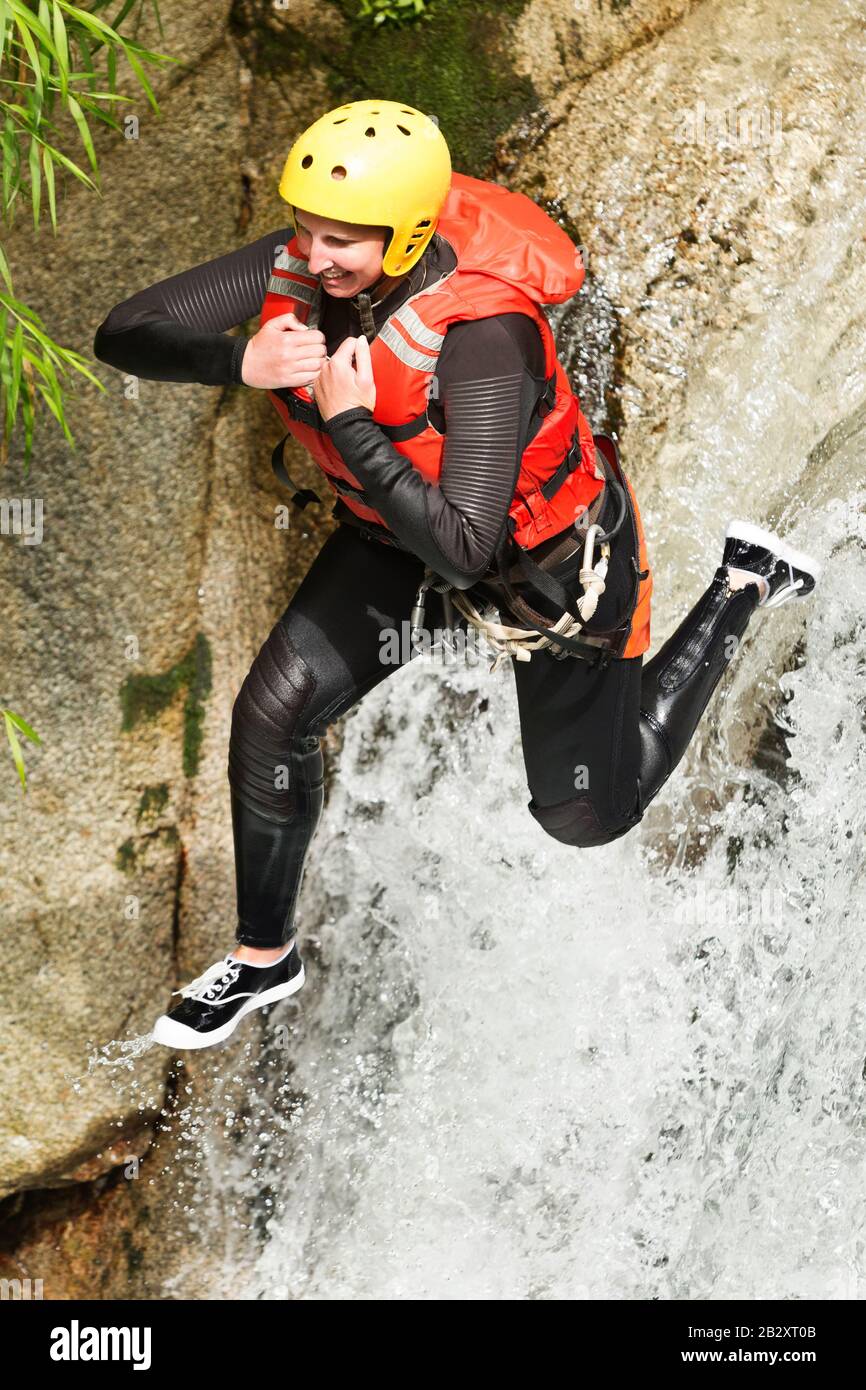 Girl wearing wetsuit hires stock photography and images Alamy