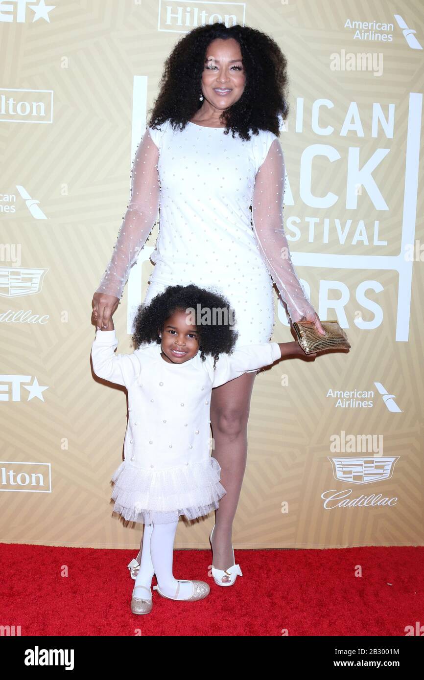 LOS ANGELES - FEB 23: LisaRaye McCoy, Bella Rae McCoy at the American Black  Film Festival Honors Awards at the Beverly Hilton Hotel on February 23,  2020 in Beverly Hills, CA Stock Photo - Alamy