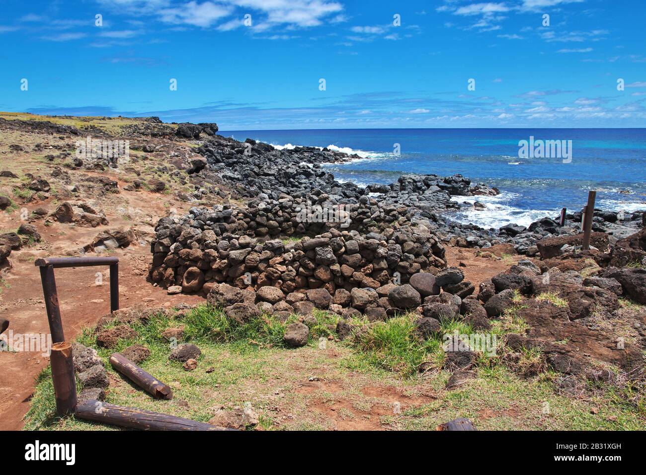 Rapa Nui. Ahu Te Pito Kura on Easter Island, Chile Stock Photo