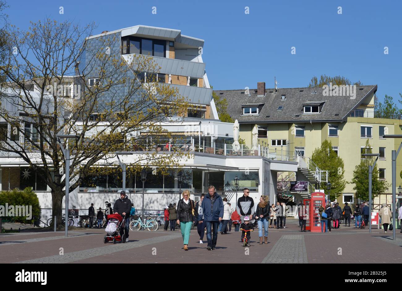 Tegeler Seeterrassen, Greenwichpromenade, Tegeler See, Tegel, Reinickendorf, Berlin, Deutschland Stock Photo