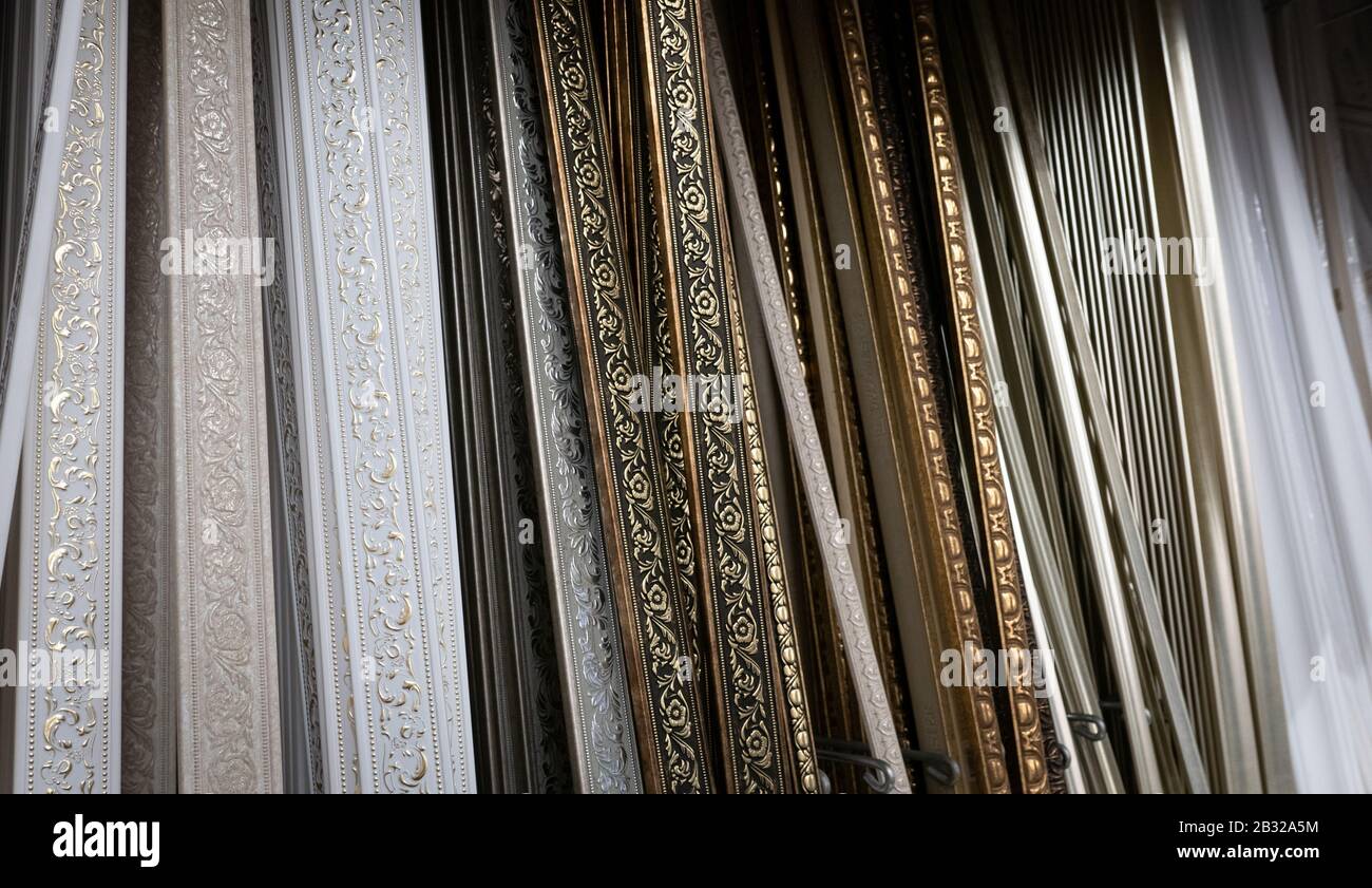 Skirting Boards Wall High Resolution Stock Photography And Images Alamy