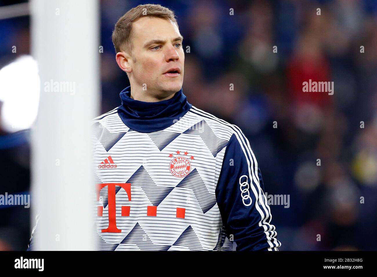 Schalke 04 goalkeeper manuel neuer hi-res stock photography and images ...