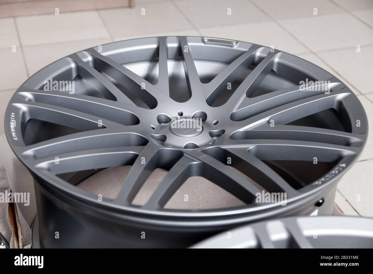 Silver amg wheels hi-res stock photography and images - Alamy