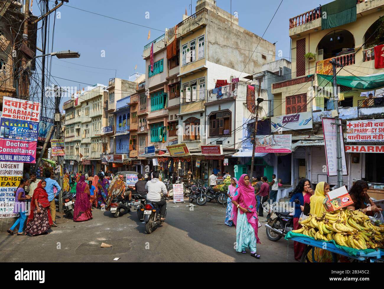 colorful streetlife of Udaipur, Rajasthan, India Stock Photo