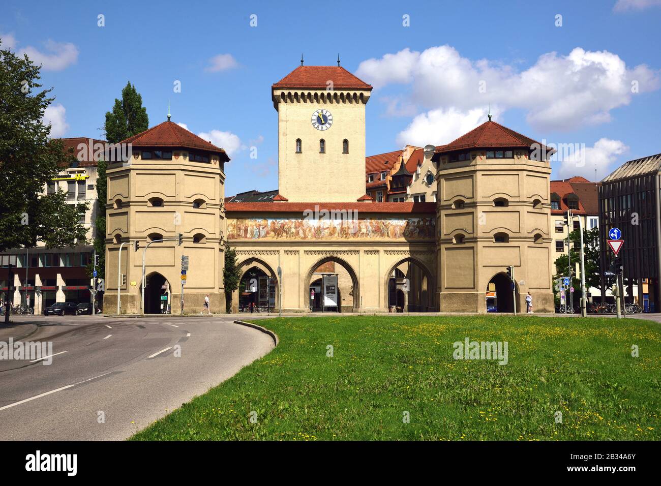 gate Isartor, part of the town wall, today Valentin-Karlstadt Museum, Germany, Bavaria, Muenchen Stock Photo