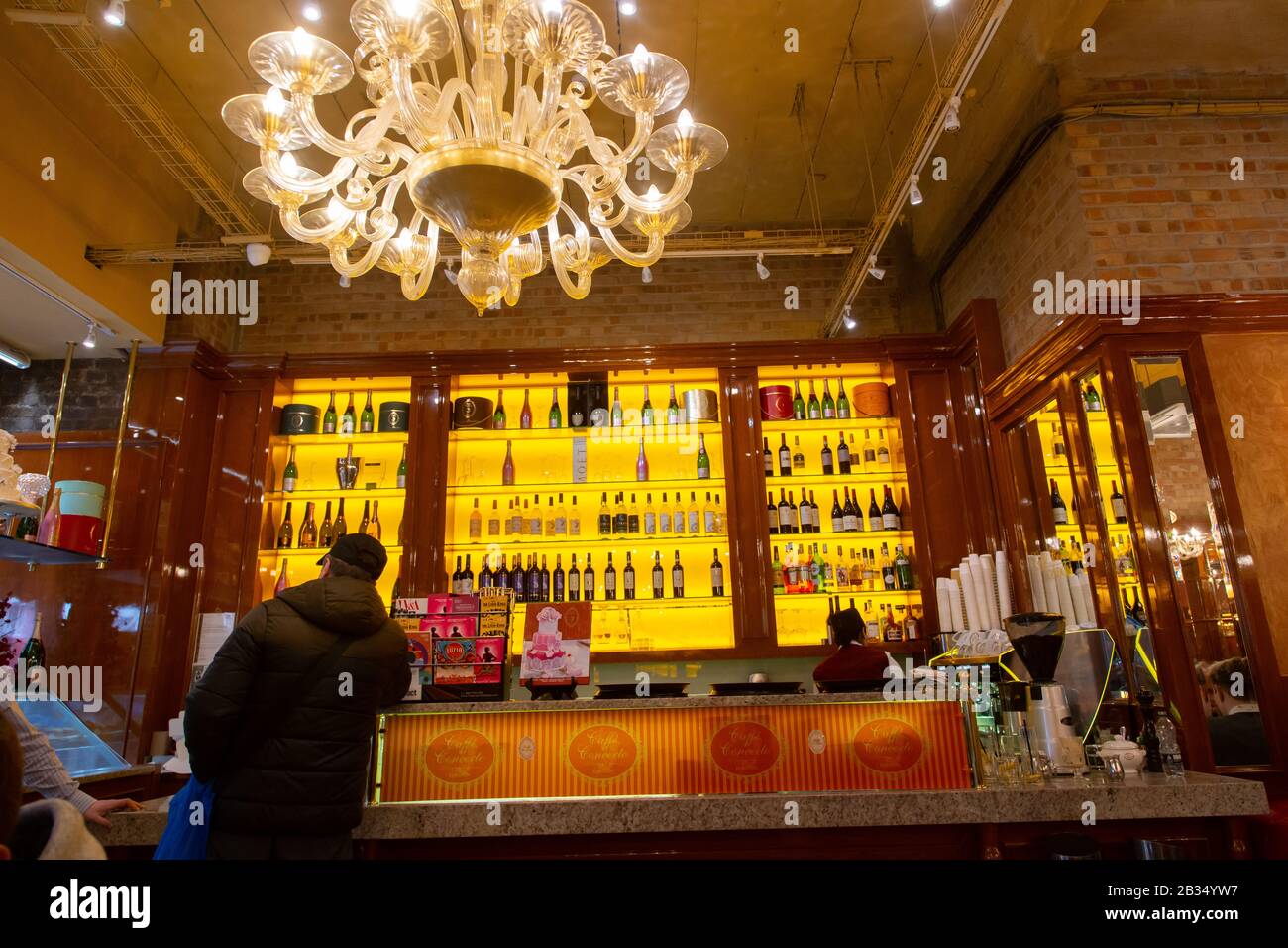The interior of a coffee shop near Trafalgar square Stock Photo Alamy