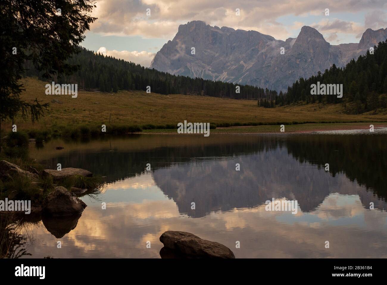 Inspiration landscapes hi-res stock photography and images - Alamy