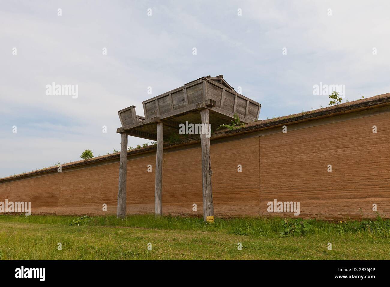 Reconstructed watchtower and clay wall (tsuijibei) of Shiwa Castle in Morioka, Japan. Castle was erected in 803 and abandoned in 811 Stock Photo