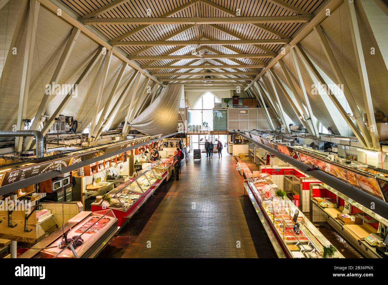 Sweden, Vastragotland and Bohuslan, Gothenburg, Feskekorka, seafood market hall, nicknamed the Fish Church, interior Stock Photo