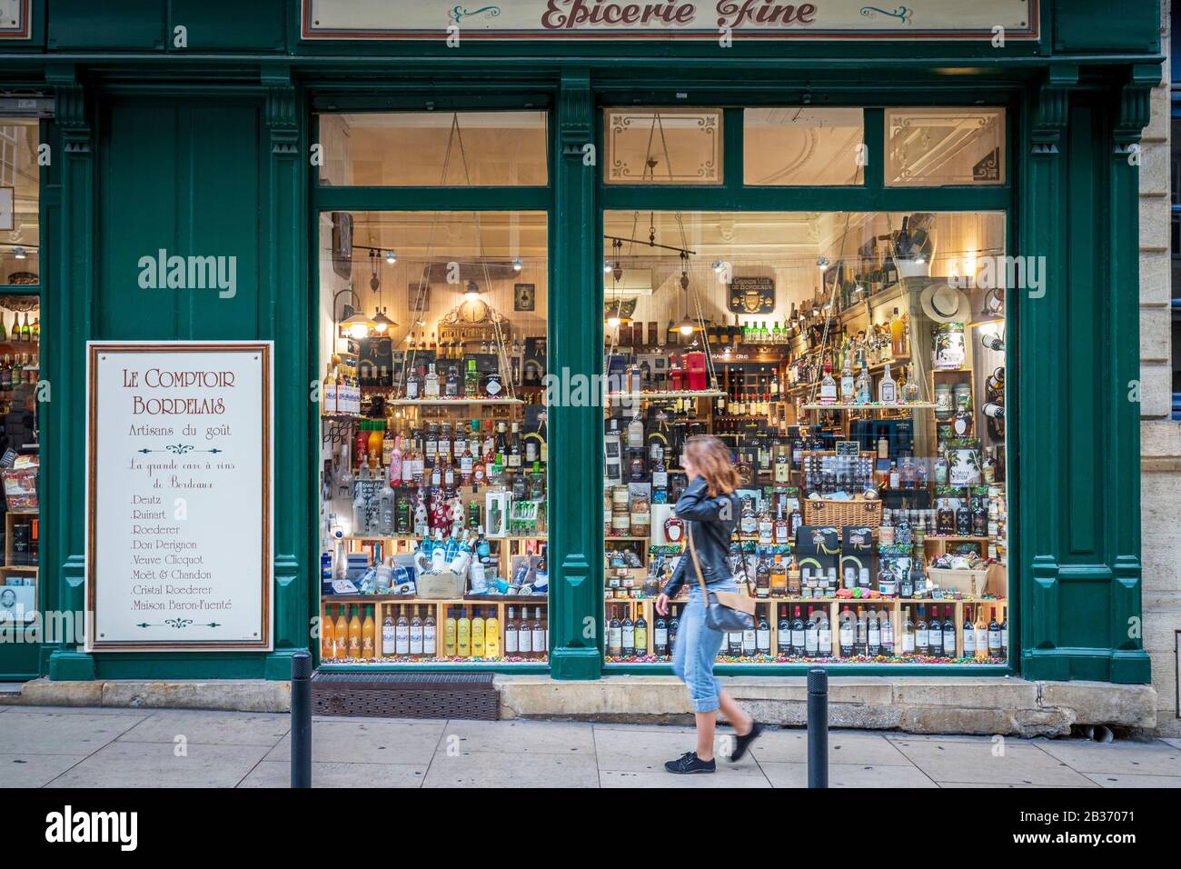 France, Gironde, Bordeaux, zone classified World Heritage by UNESCO, rue Piliers de Tutelle France, Gironde, Bordeaux, zone classified World Heritage by UNESCO, rue Piliers de Tutelle
