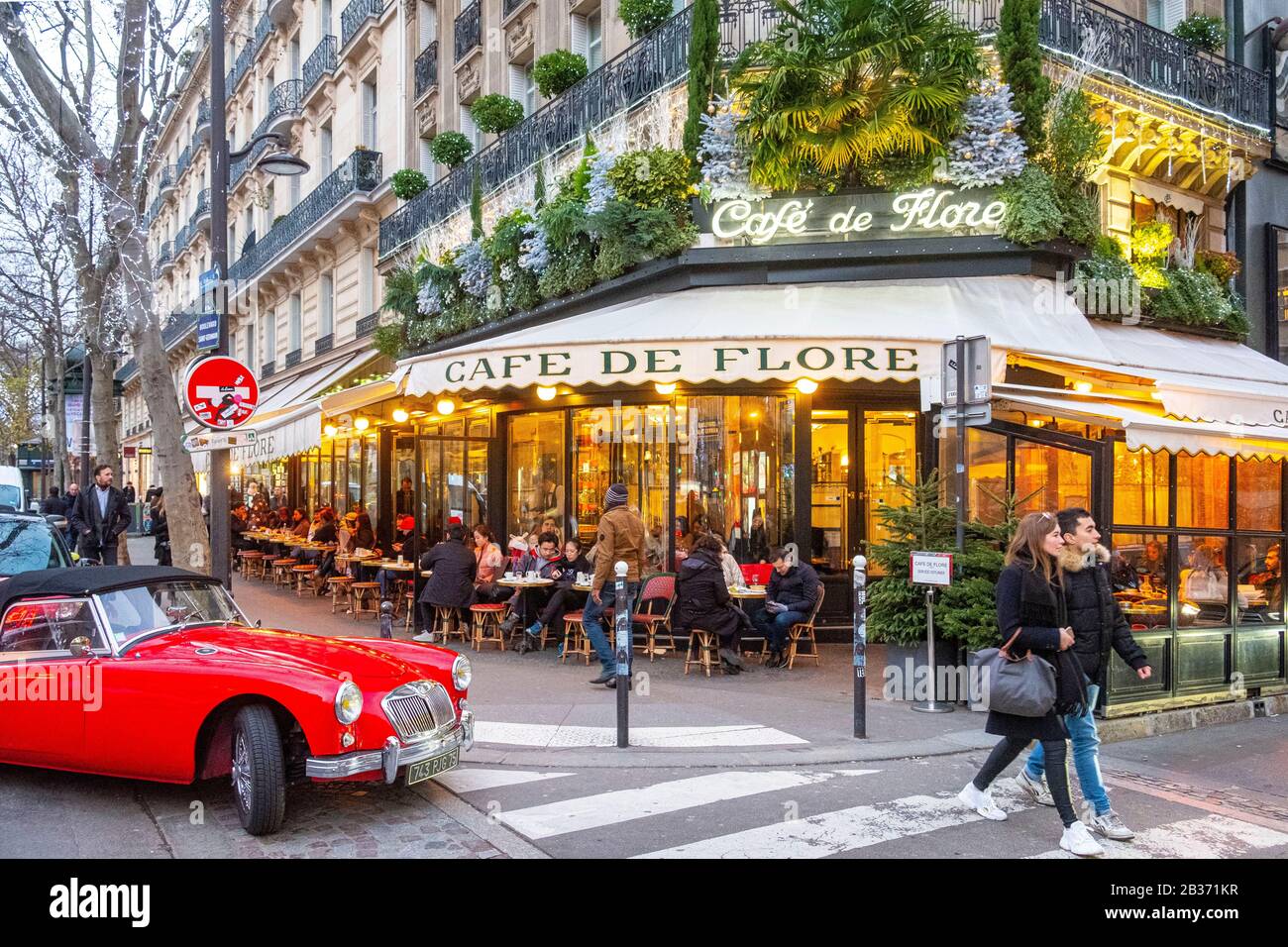 Cafe de flore, paris hi-res stock photography and images - Alamy