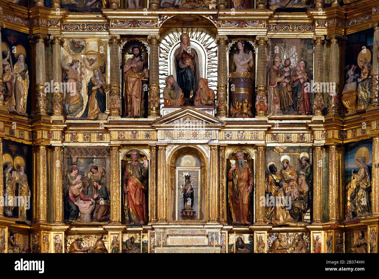 Geronimo statue hires stock photography and images Alamy