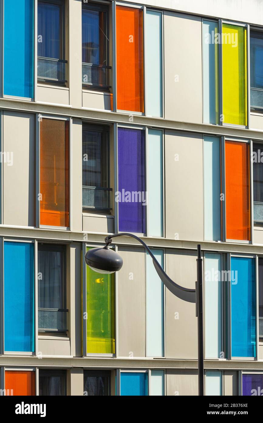 France, Paris, facade of an apartment building located in 5 rue Edmond