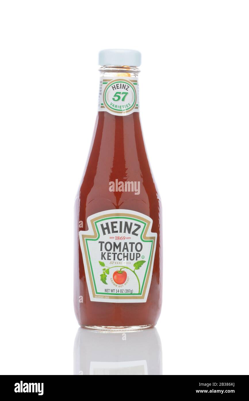 IRVINE, CALIFORNIA - MAY 23, 2019:  A 14 ounce glass retro bottle of Heinz Tomato Ketchup. Stock Photo