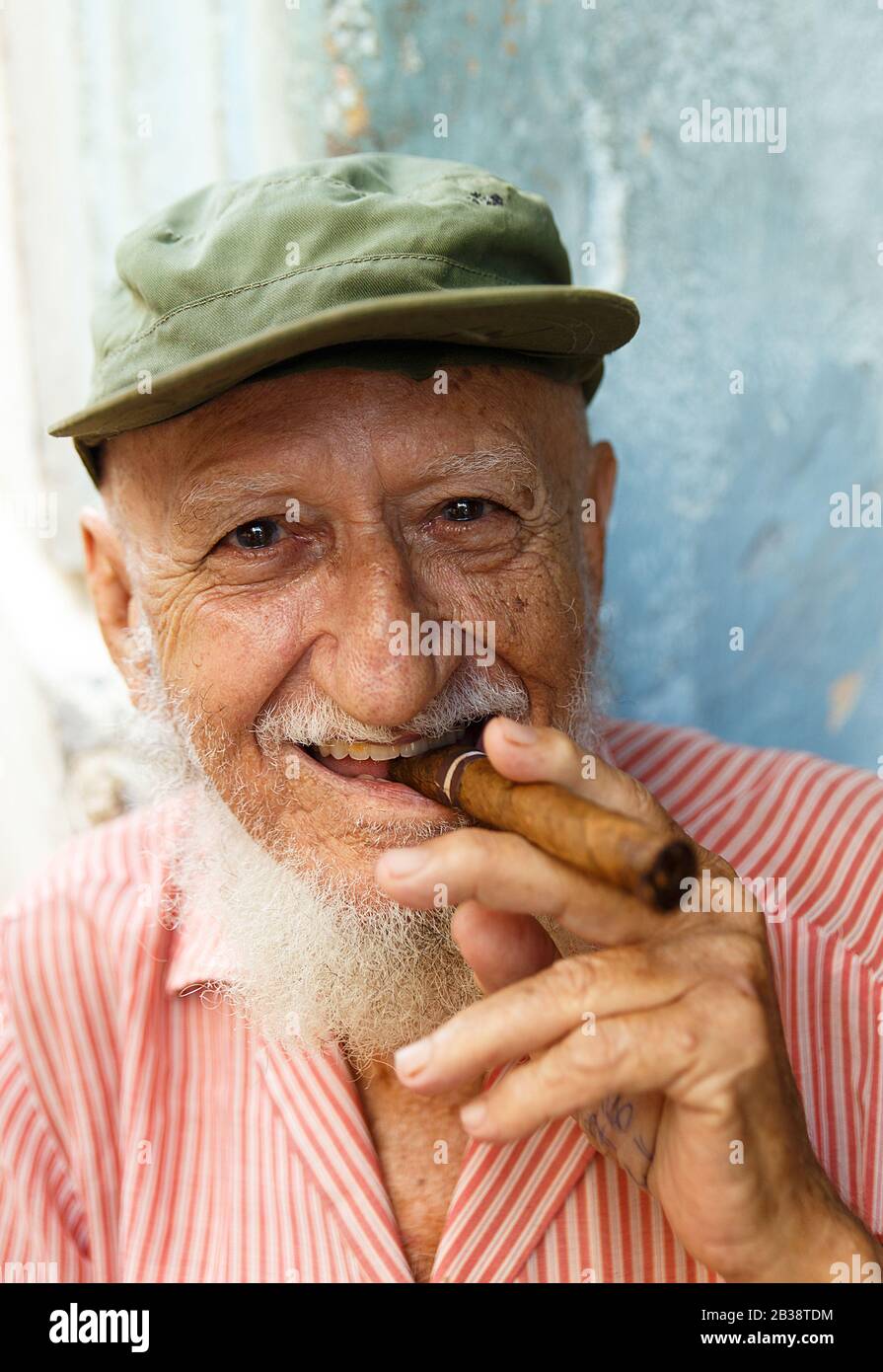 cuban grandfather smoking a cigar Stock Photo Alamy