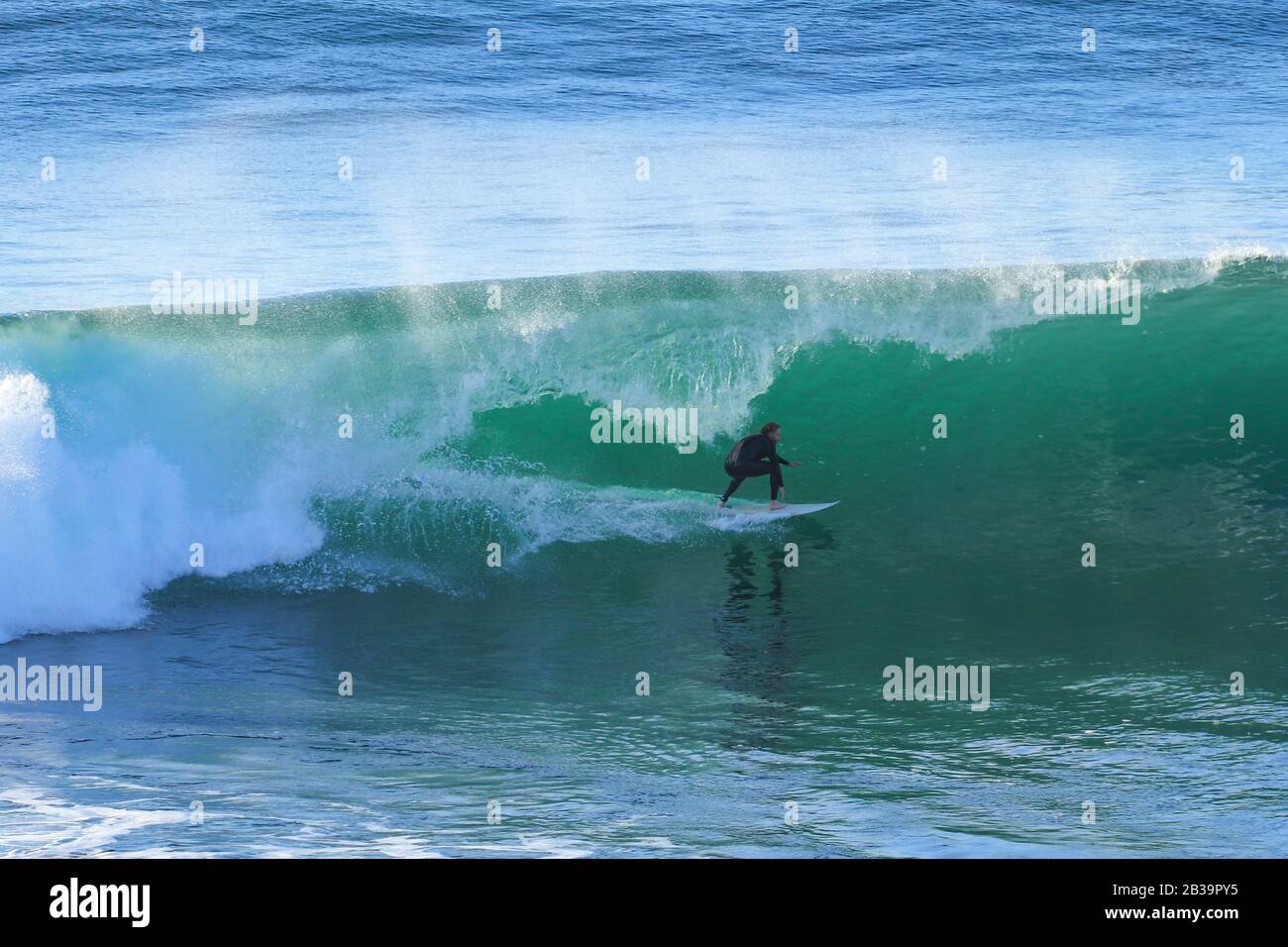 Male surfer tube hi-res stock photography and images - Alamy