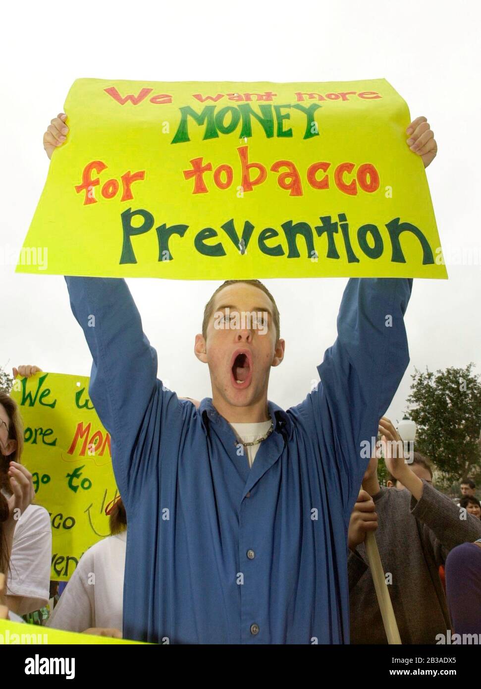 Austin, Texas USA, Feb. 8, 2001: Central Texas high school students gather  outside the Texas Capitol for an 'Up in Smoke' rally, calling on legislators to push for more tobacco settlement money earmarked to smoking prevention programs. The students also decried tobacco companies' marketing efforts geared toward getting teens hooked on smoking. ©Bob Daemmrich Stock Photo