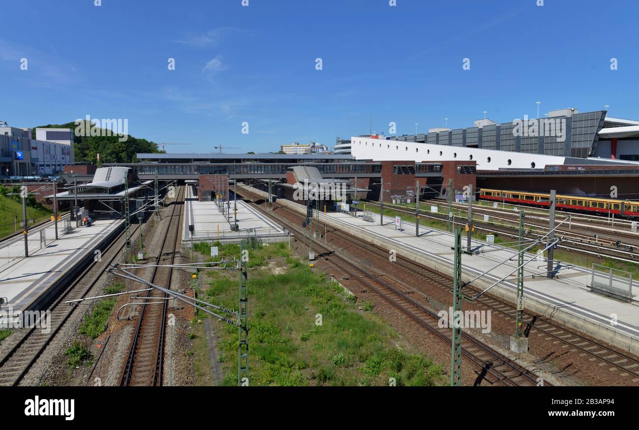 Bahnhof, Gesundbrunnen, Mitte, Berlin, Deutschland Stock Photo