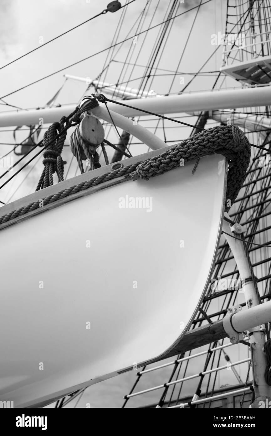 Lifeboat davit hi-res stock photography and images - Alamy