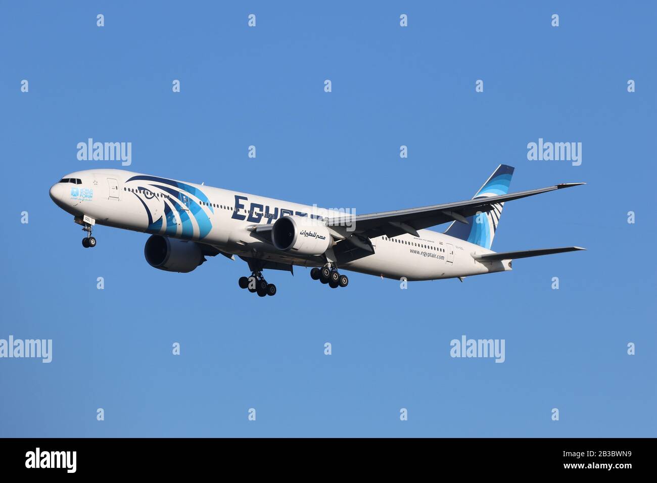 A Boeing 777-36N(ER) belonging to EgyptAir lands at London Heathrow Airport Stock Photo