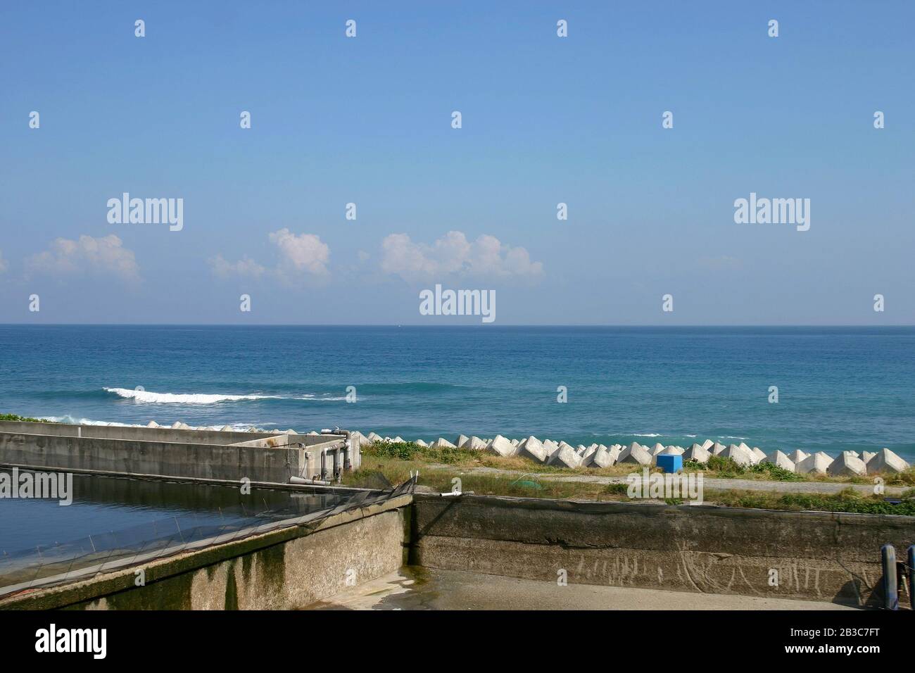 Beautiful sunny coast hi-res stock photography and images - Alamy