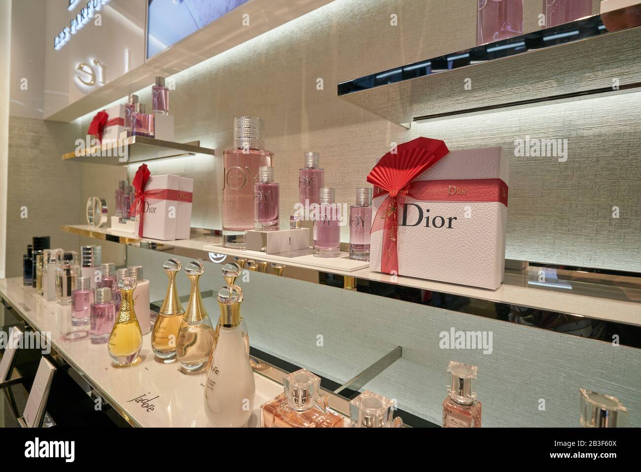 ✨Miniature perfume collection （YSL DIOR LV）, Gallery posted by It's me JY