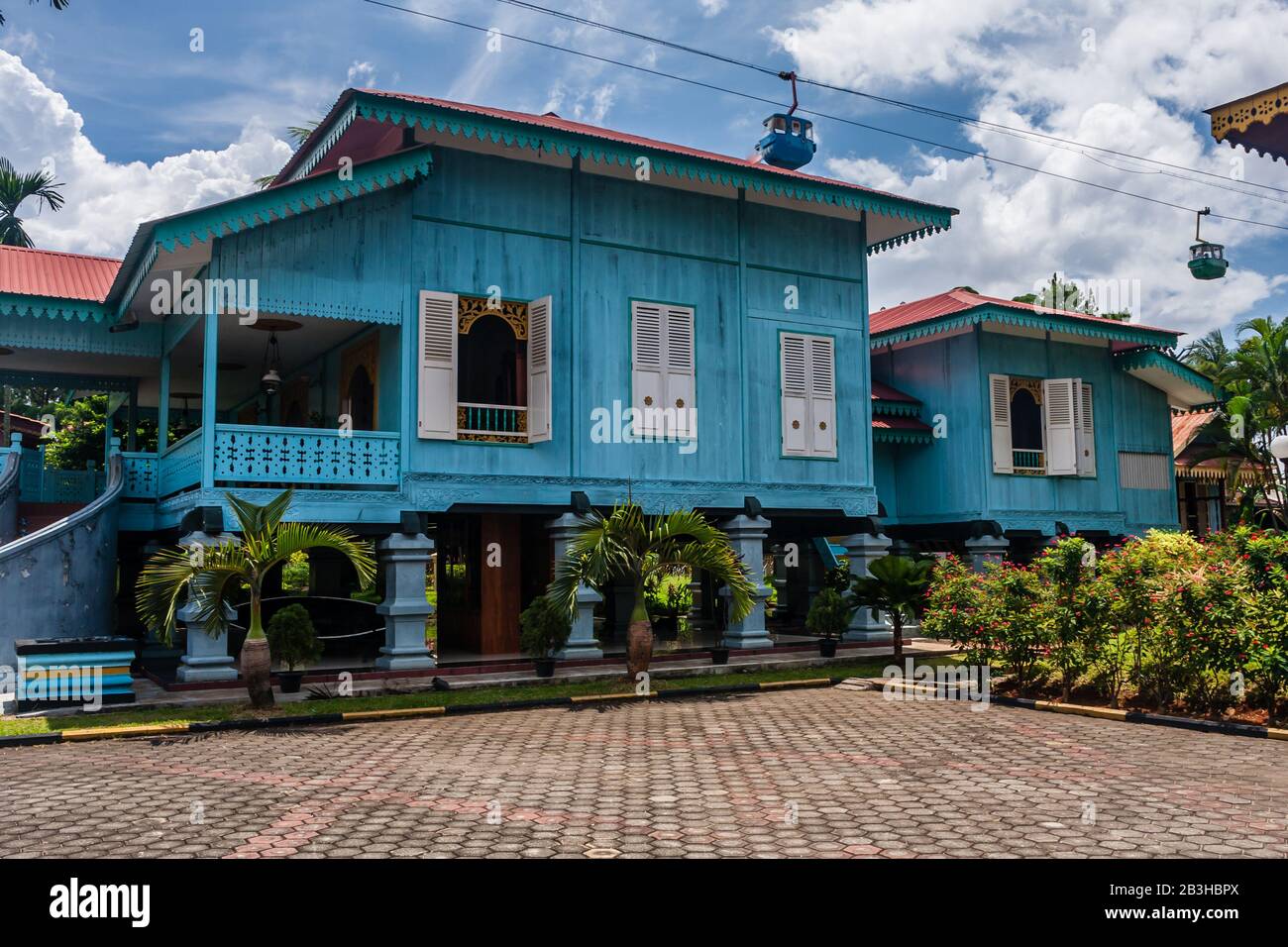A house of the traditional Indonesian architecture in the "Beautiful  Indonesia" Miniature Park, Jakarta Stock Photo - Alamy