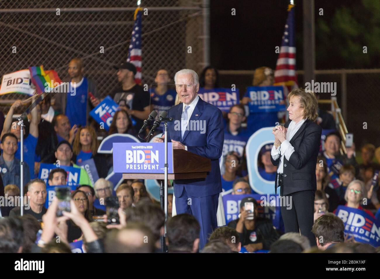 Los Angeles, United States. 03rd Mar, 2020. BALDWIN HILLS, LOS ANGELES, CALIFORNIA, USA - MARCH 03: Former Vice President Joe Biden, 2020 Democratic presidential candidate, left, speaks while his sister Valerie Biden, right, stands during his Super Tuesday Los Angeles Rally held at the Baldwin Hills Recreation Center on March 3, 2020 in Baldwin Hills, Los Angeles, California, United States. (Photo by Rudy Torres/Image Press Agency) Credit: Image Press Agency/Alamy Live News Stock Photo