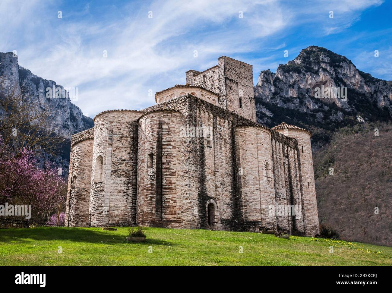 Italy, Marche, Genga, Romanesque abbey of San Vittore in the Monti Sibillini National Park Stock Photo