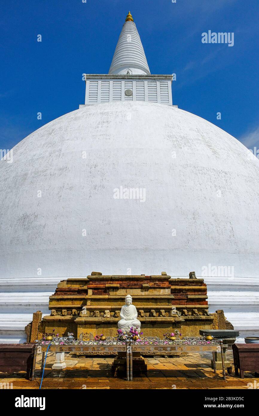 Anuradhapura, Sri Lanka - February 2020: Buddhist stupa Mirisavatiya Dagoba on February 6, 2020 in Anuradhapura, Sri Lanka. Stock Photo