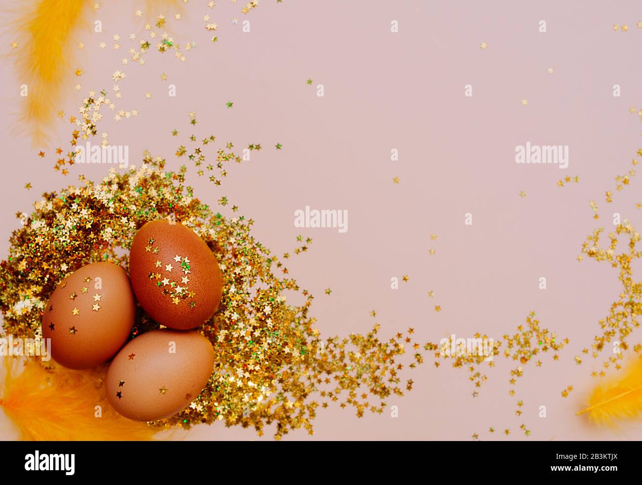 Download Large Pile Of Easter Eggs High Resolution Stock Photography And Images Alamy