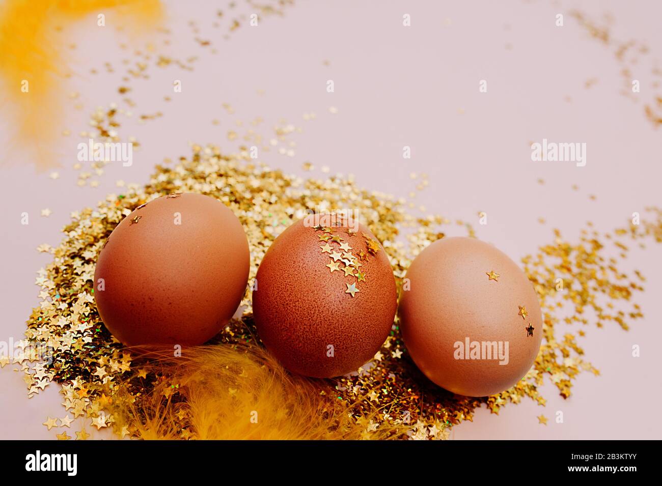 Download Large Pile Of Easter Eggs High Resolution Stock Photography And Images Alamy