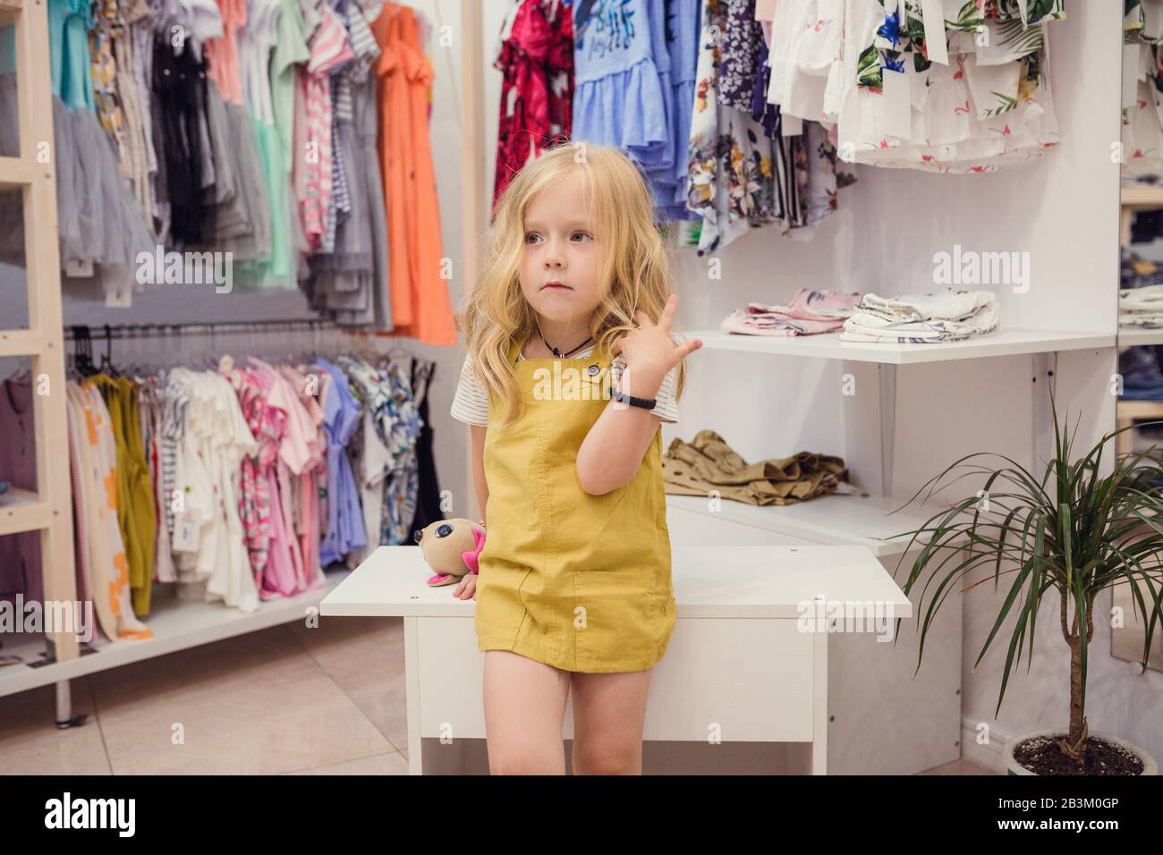 Baby child shopping mall cloth hi-res 