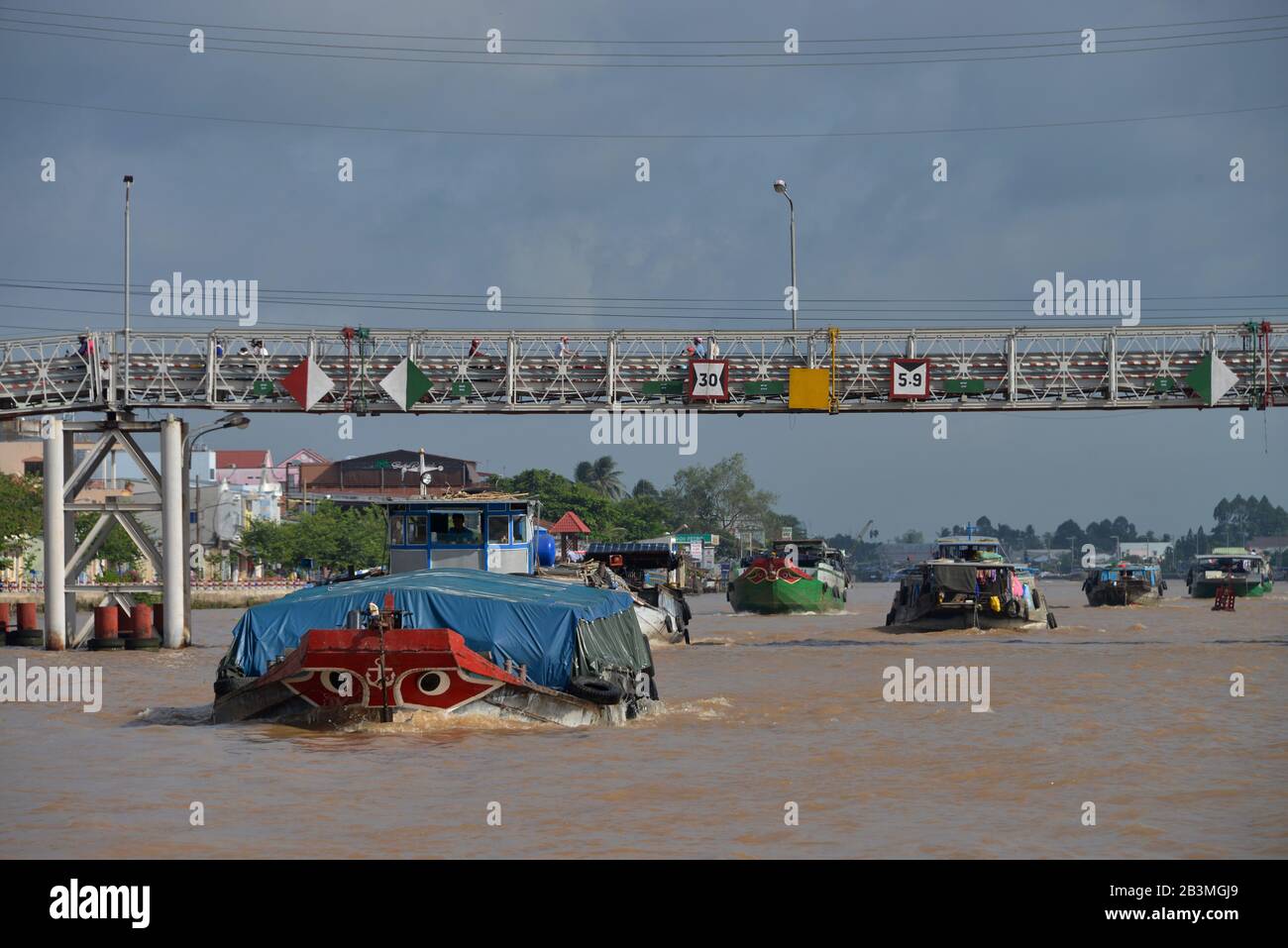 Schiffsverkehr, Sa Dec, Mekongdelta, Vietnam Stock Photo