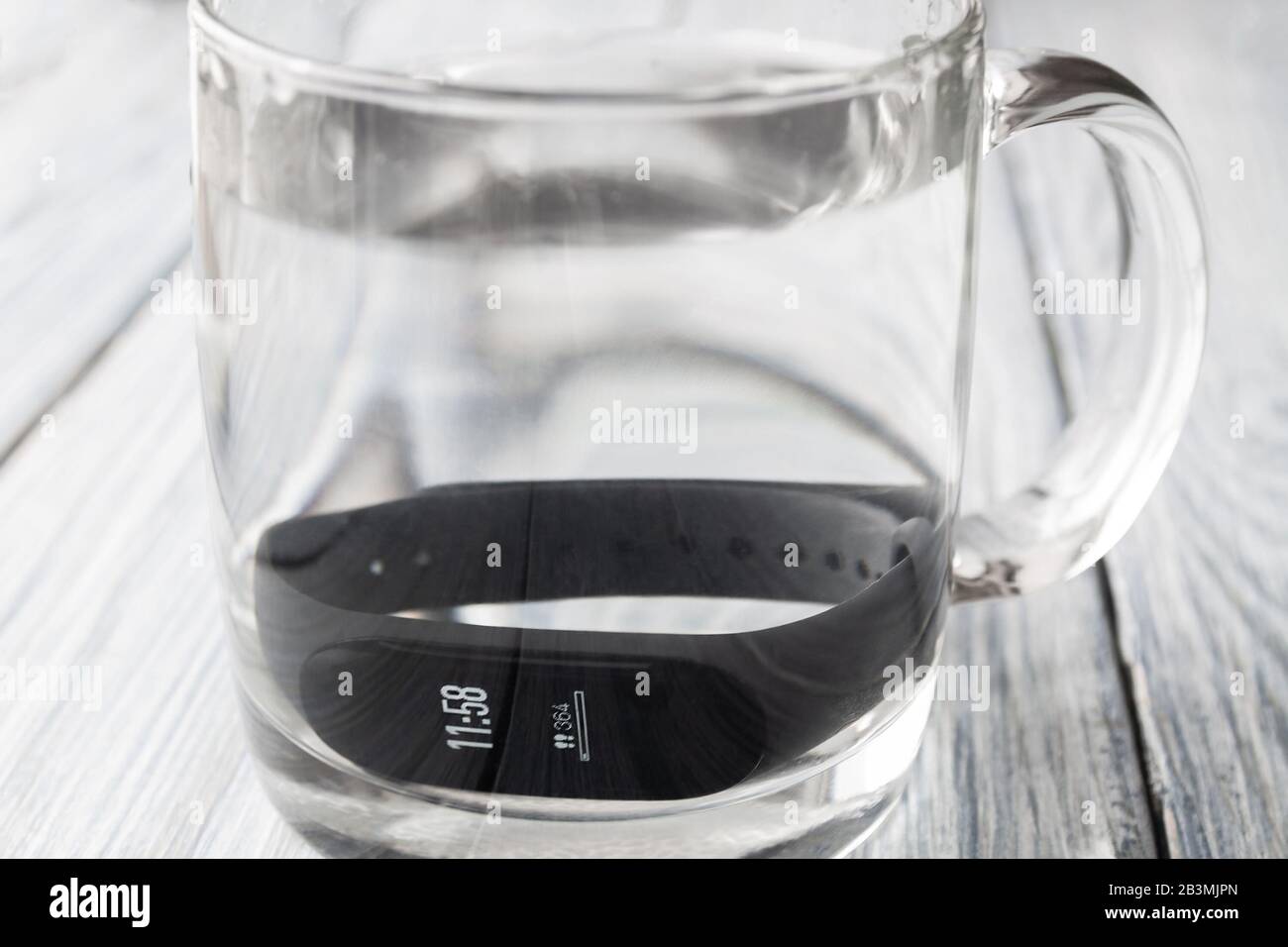 Glass detector hires stock photography and images Alamy