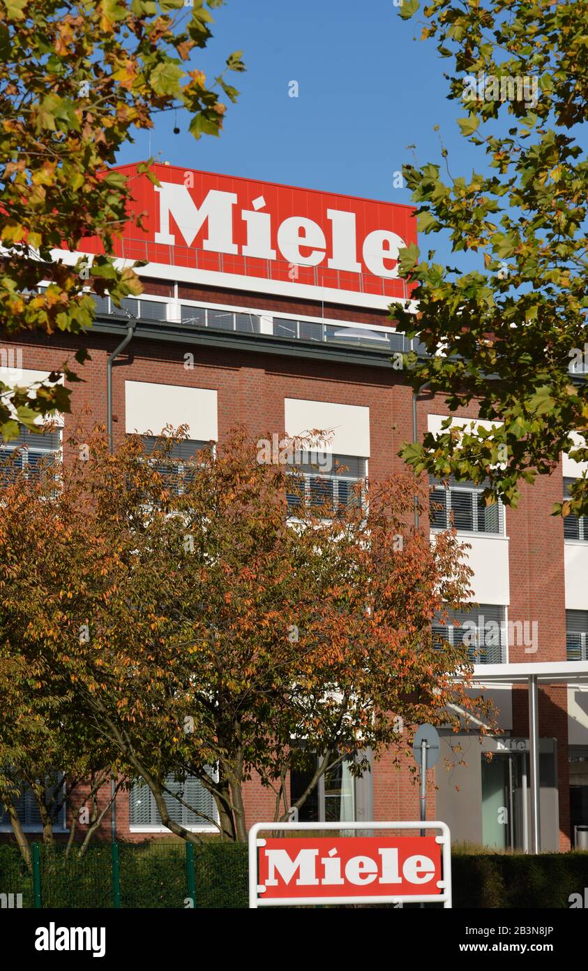 Miele Hauptverwaltung, Carl-Miele-Strasse, Guetersloh, Nordrhein-Westfalen, Deutschland Stock Photo