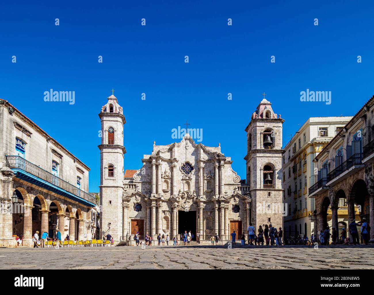 Cathedral of San Cristobal, Plaza de la Catedral, La Habana Vieja, UNESCO World Heritage Site, Havana, La Habana Province, Cuba, West Indies, Caribbea Stock Photo