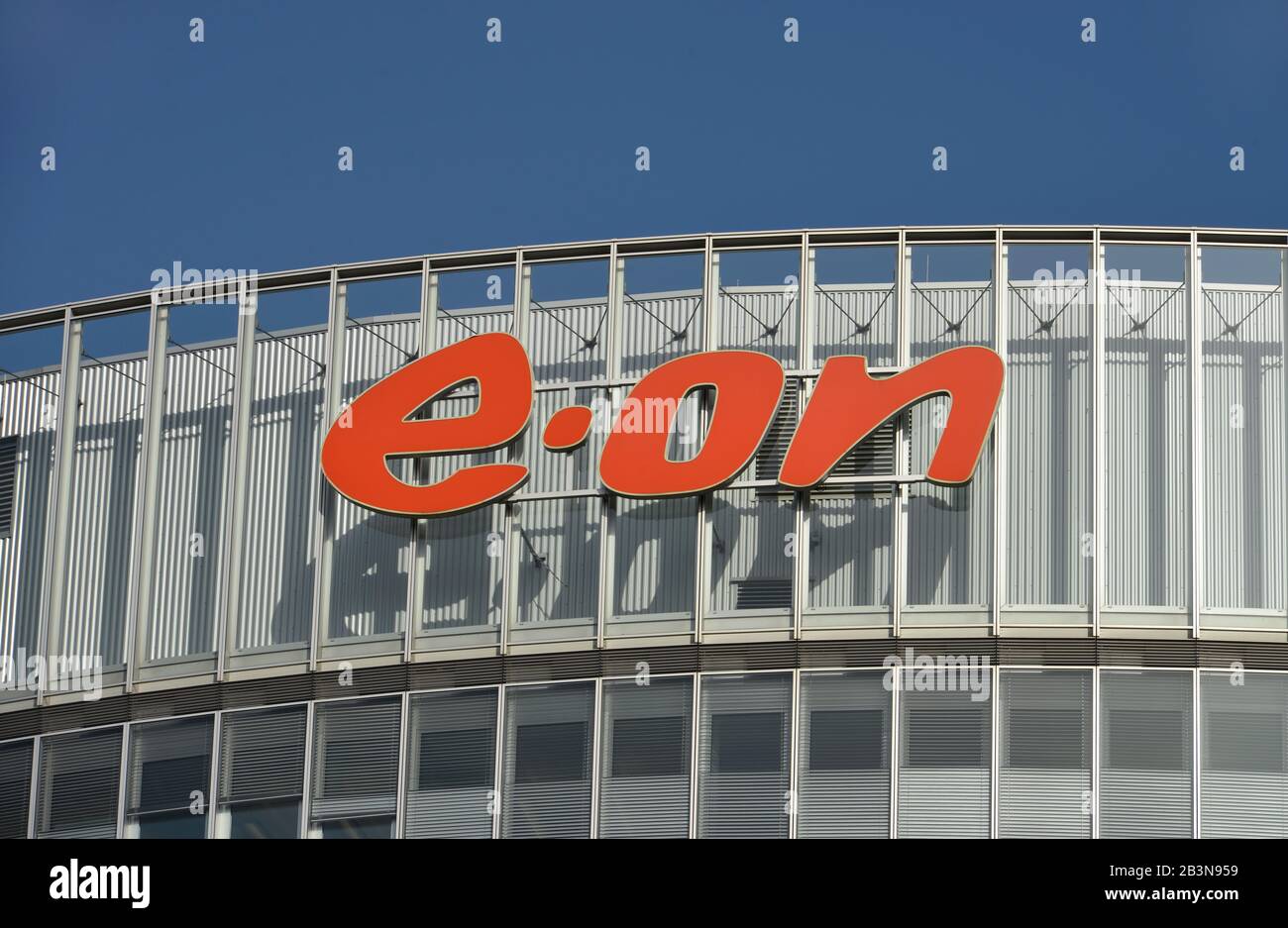 E.ON Hauptverwaltung, Bruesseler Platz, Essen, NordrheinWestfalen, Deutschland Stock Photo Alamy E.ON Hauptverwaltung, Bruesseler Platz, Essen, NordrheinWestfalen, Deutschland Stock Photo Alamy