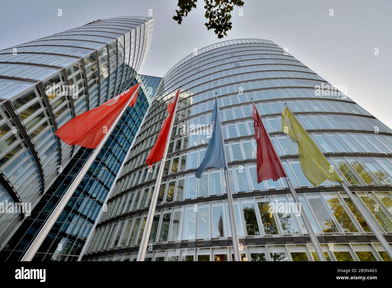 E On Hauptverwaltung High Resolution Stock Photography And Images Alamy